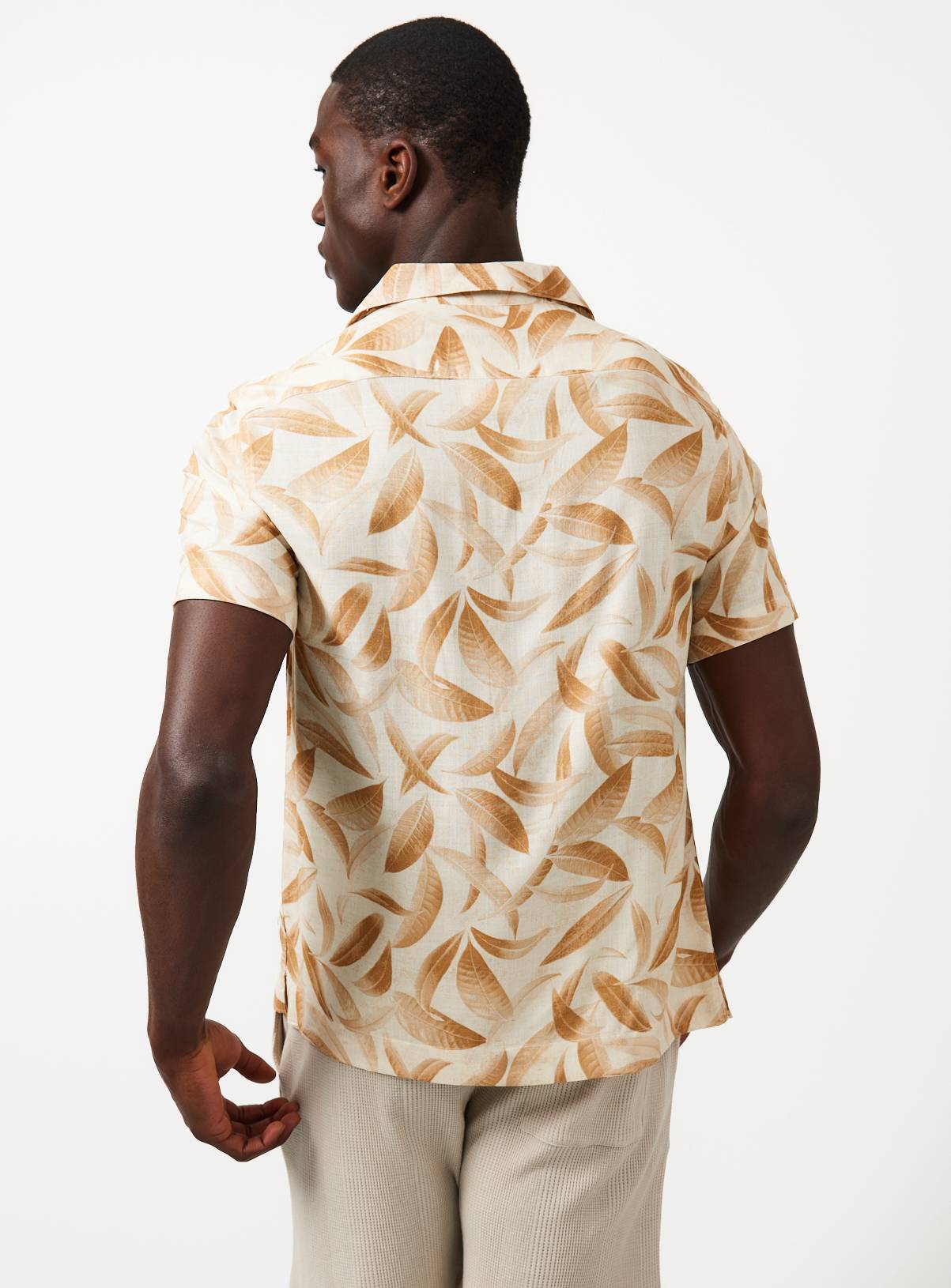 Leaf Print Short Sleeve Shirt XL - Image 5